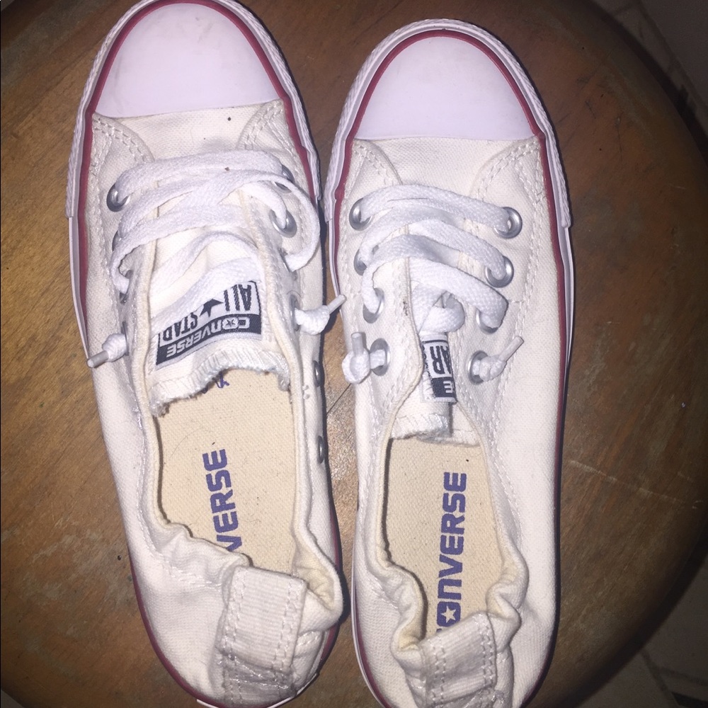 Girls converse